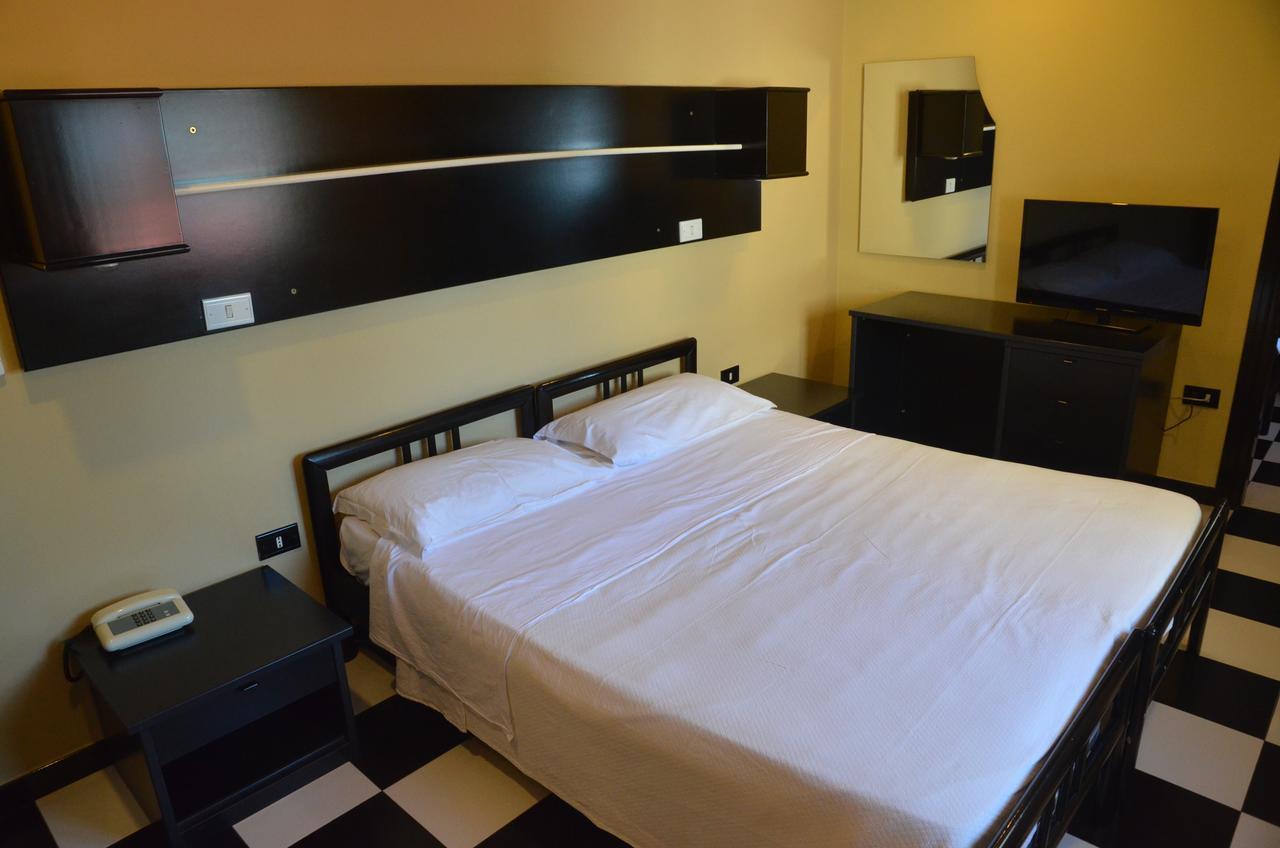 La Nuova Quercia Hotell Belpasso Exteriör bild