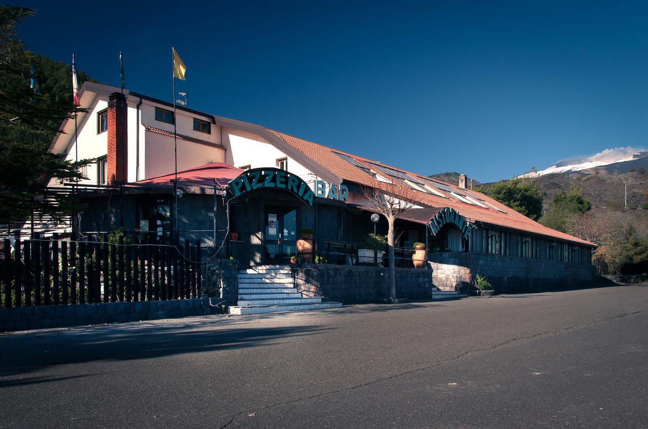 La Nuova Quercia Hotell Belpasso Exteriör bild